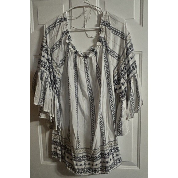 Elan Tops - ELAN White With Blue Peasant Style Shirt Flounce Sleeve Elastic Neckline O/S